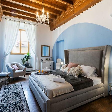 Historic Center Palace - Huge 4 Bedrooms Santa Croce Apartment - By Likehomeفلورنس المظهر الخارجي الصورة
